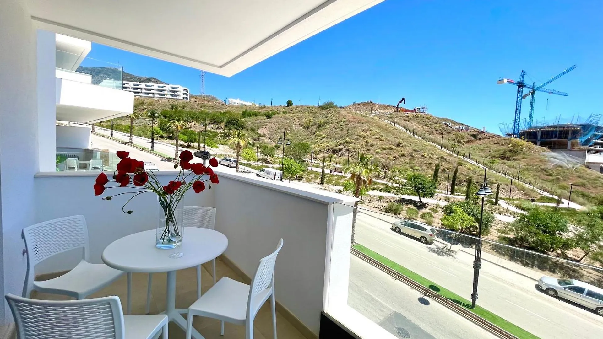 Majestic Apartment By The Beach, Fuengirola